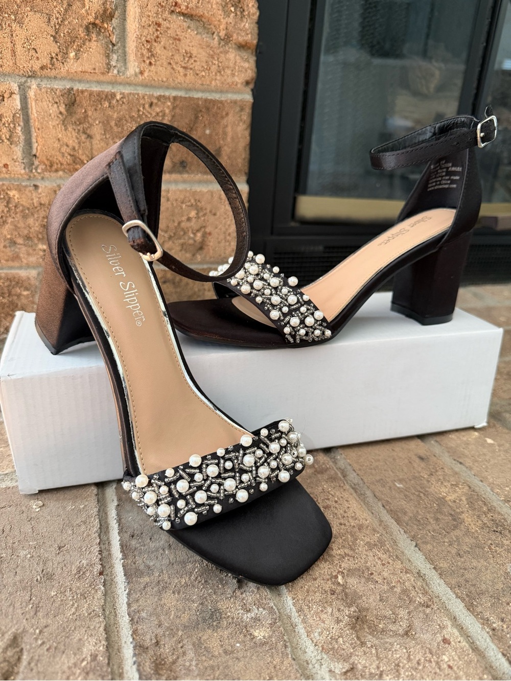 Silver Slipper Jubilee Pearl Embellished Ankle Strap Heels Black Satin Size 6M